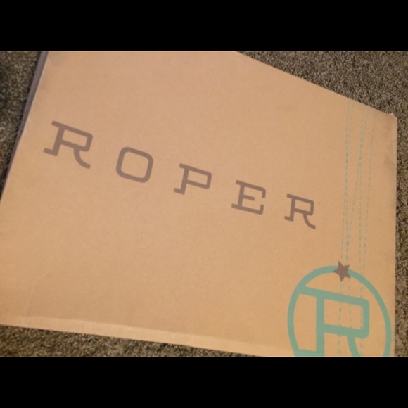 Women’s 7.5 Roper Boots! - Picture 4 of 6
